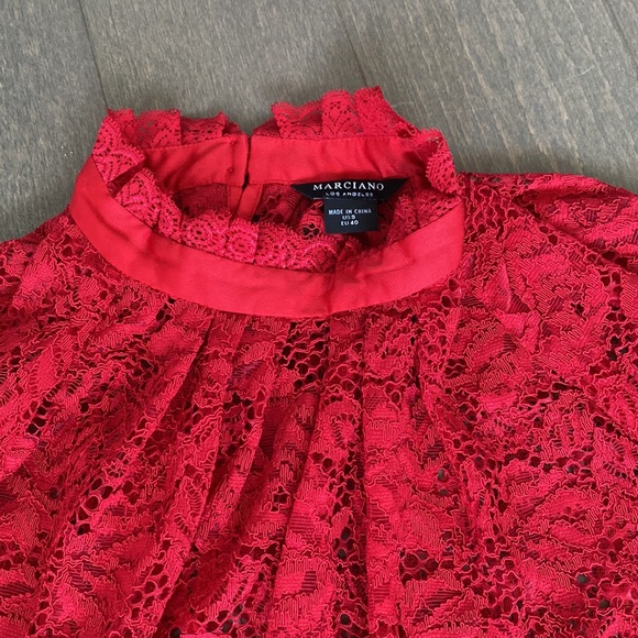 Marciano Lace mock neck long sleeve Top in Red size small - Picture 6 of 7